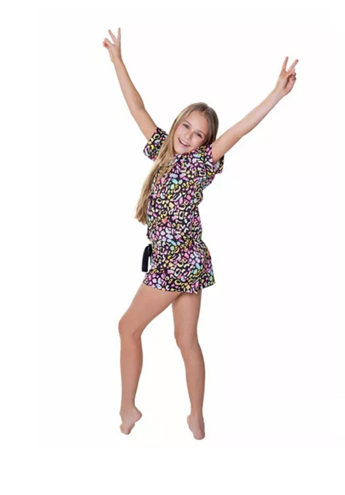 Silky Animal (Short Sleeve w/ Shorts)