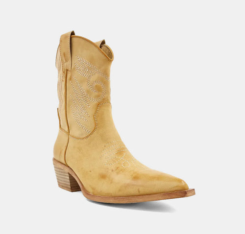 Zahara Boots Natural