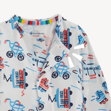 I Wheel Survive Modal Magnetic Footie