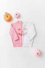 Isabelle's Intarsia Sweater Sandpearl Pink with Pumpkin Face