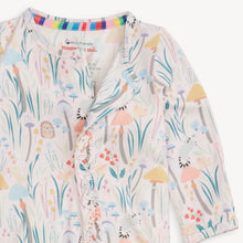 Shrooms & Bloom, Modal
Magnetic Footie