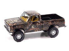 1983 Chevrolet Silverado Mossy Oak Diecast 1:64 Scale Model