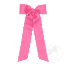 Medium Scallop Trim Longtail Bow