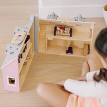 Fold & Go Mini Dollhouse