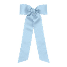 Medium Scallop Trim Longtail Bow
