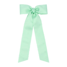 Medium Scallop Trim Longtail Bow
