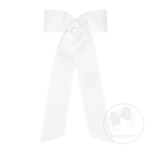 Medium Scallop Trim Longtail Bow